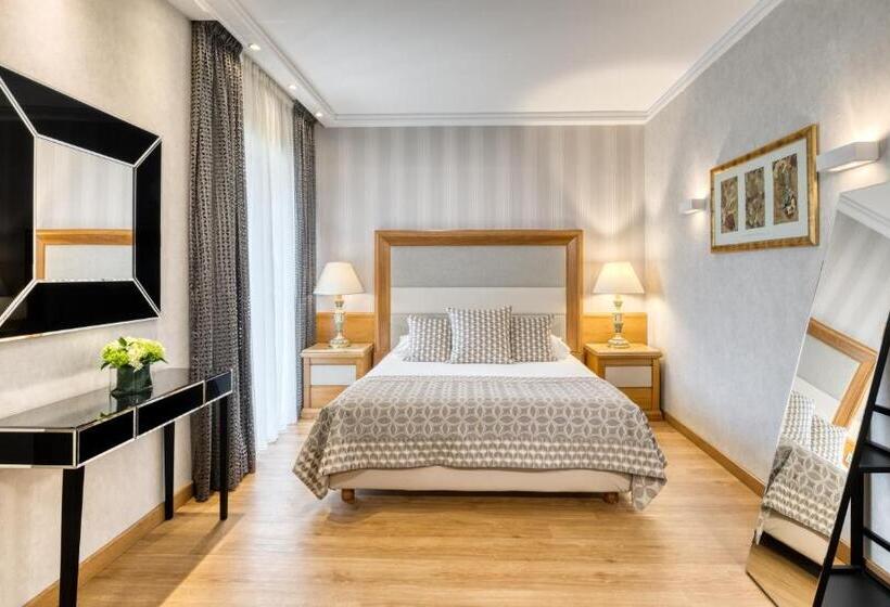 جناح بريميوم, Divani Palace Acropolis