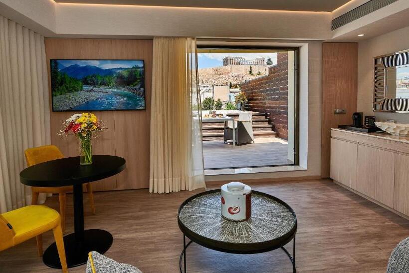 جناح مزود بتراس, Divani Palace Acropolis