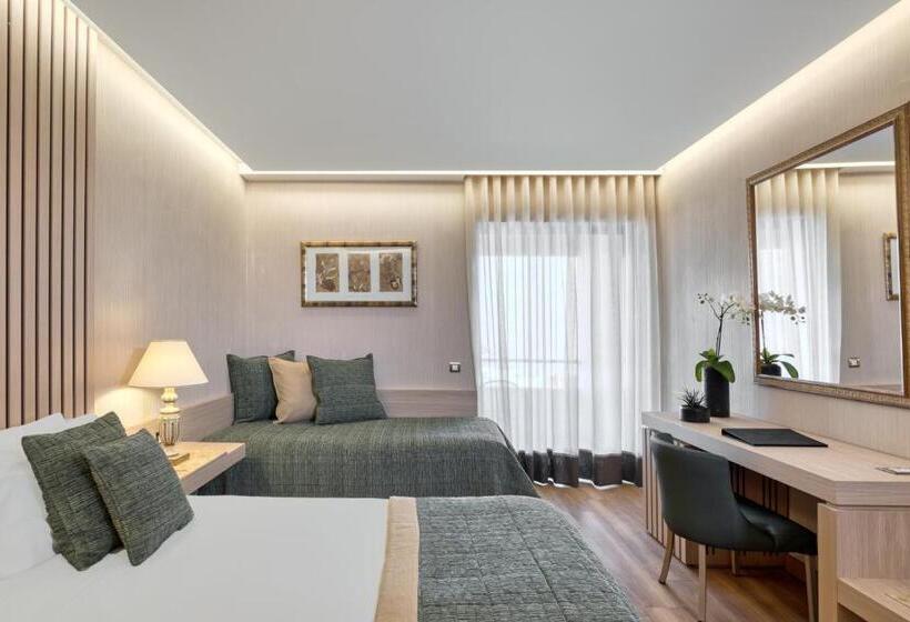 Трехместный Президентский, Divani Palace Acropolis