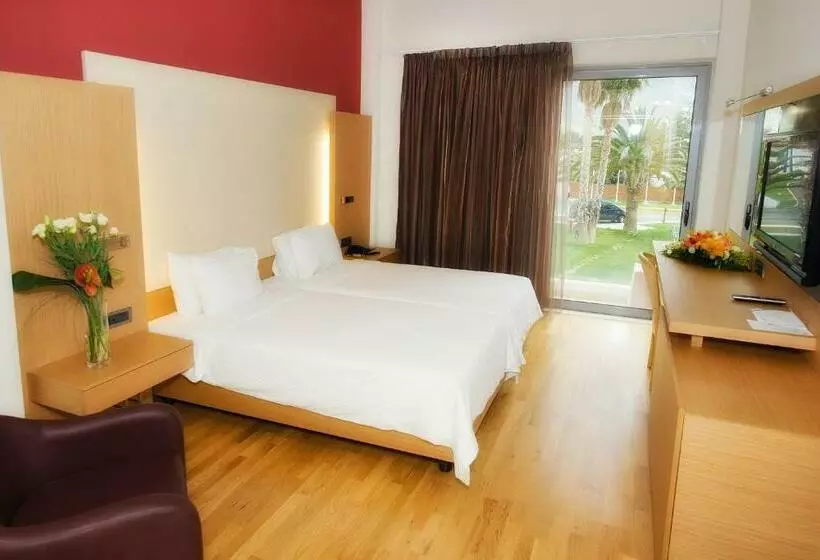 اتاق استاندارد با چشم‌انداز باغ, Elite City Resort