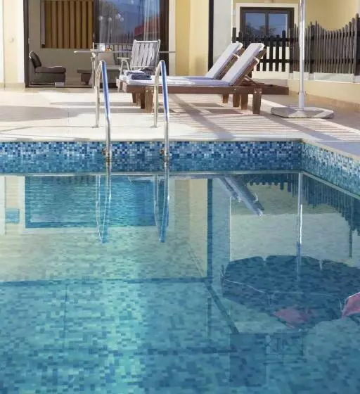 Executive-sviitti, Elite City Resort