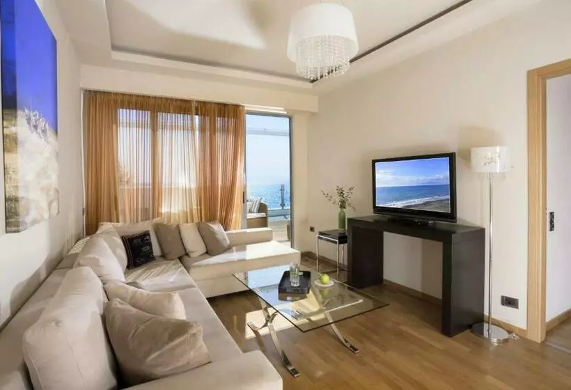 Sviitti Merinäkymä, Elite City Resort