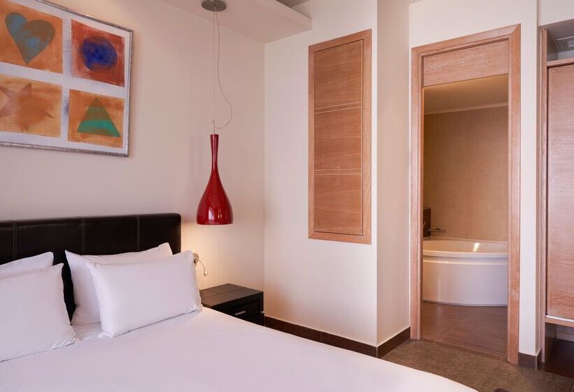 סוויטה נוף לים, Esperos Palace Resort & Spa