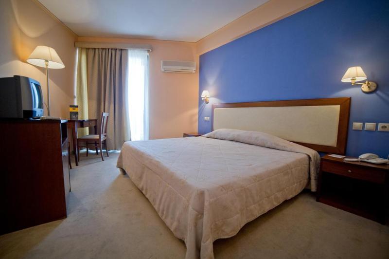 Номер Стандарт, Four Seasons