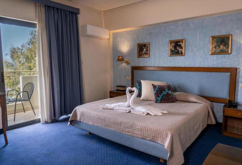 Полулюкс, Four Seasons