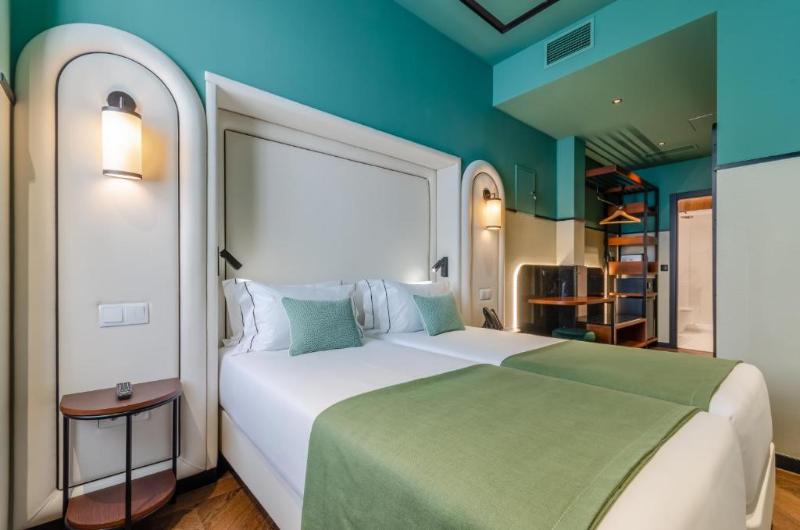 전망 주니어 스위트, Hera