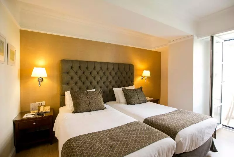 Standard Triple Room, Hera
