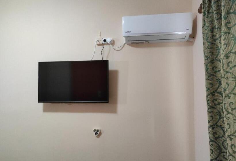 חדר אקונומי, Lido