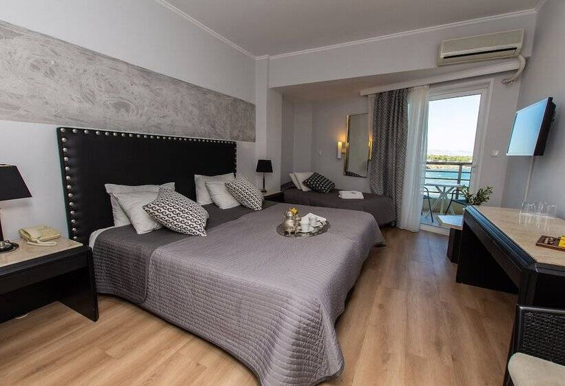 Triple Room Sea View, Mati