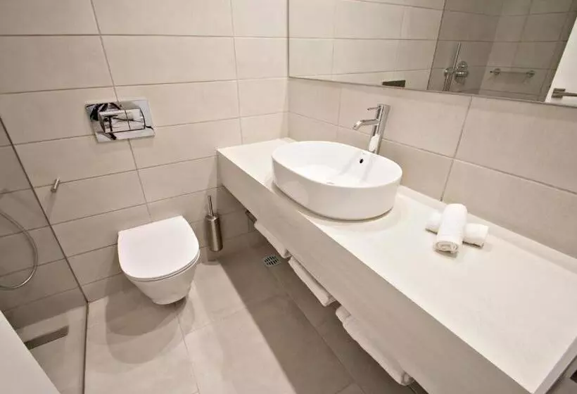 オーシャンビューのプレミアムルーム。, Radisson Resort Plaza Skiathos