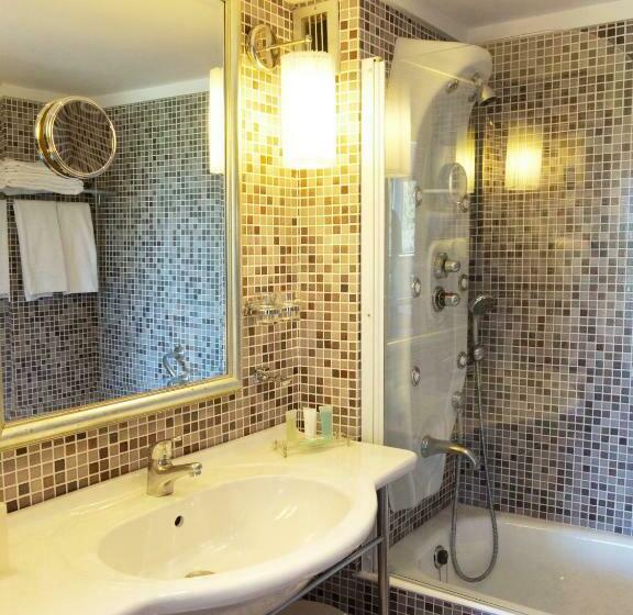 Номер Стандарт, St George Lycabettus Lifestyle