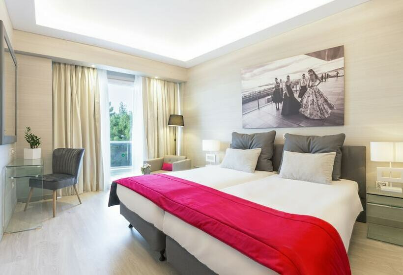 Трехместный Номер Superior, St George Lycabettus Lifestyle