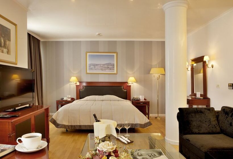 סוויטת ג'וניור, Theoxenia Palace