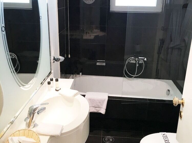 חדר דלוקס, Theoxenia Palace