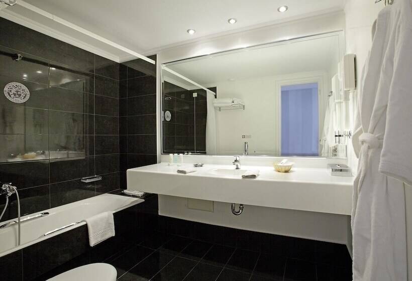 חדר סופריור, Theoxenia Palace