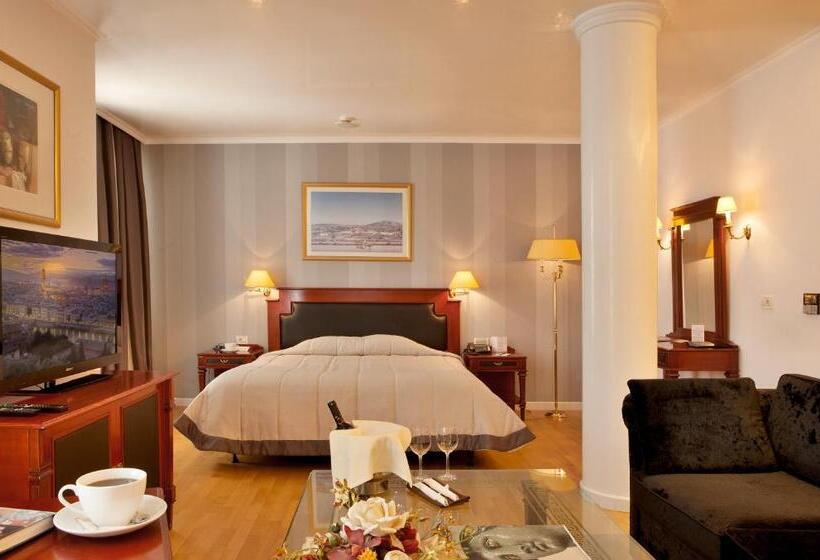 סוויטת ג'וניור, Theoxenia Palace