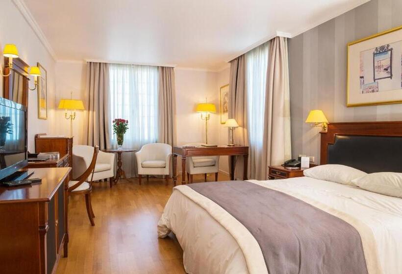 חדר סופריור, Theoxenia Palace