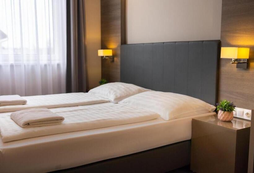 Standardzimmer, Dabas
