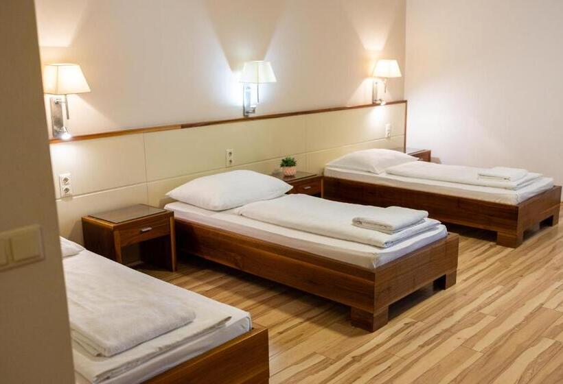 3-Bett-Standardzimmer, Dabas