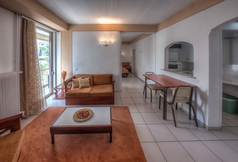 Апартаменты 1 Спальня, Zina Hotel Apartments