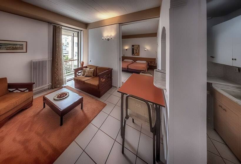 Апартаменты 1 Спальня, Zina Hotel Apartments