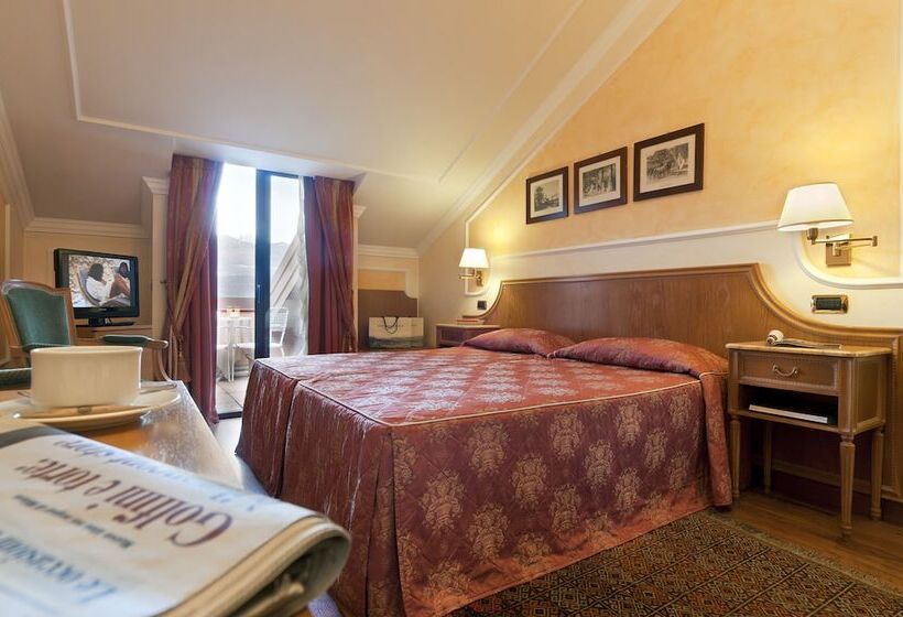 스탠다드 룸 풀장 전망, Grand Hotel Dino