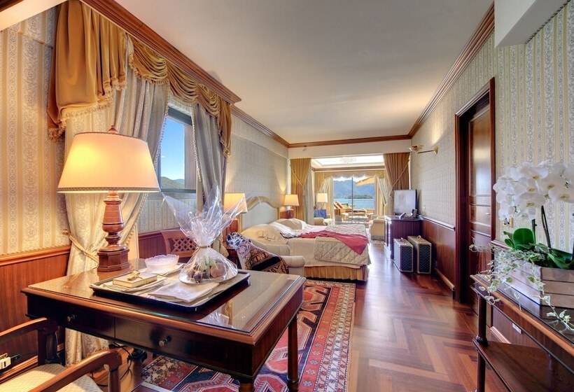 주니어 스위트 호수 전망, Grand Hotel Dino