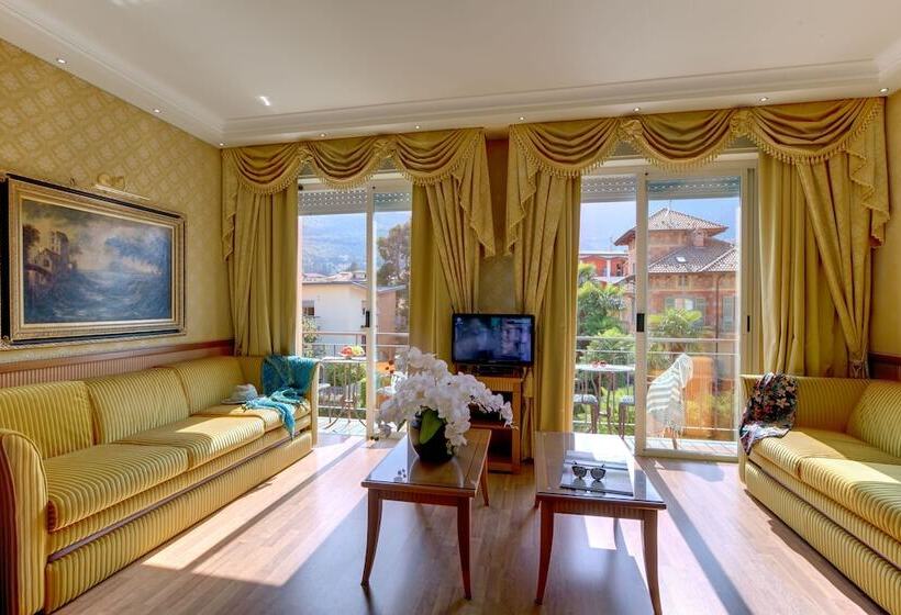 4인용 스탠다드 룸, Grand Hotel Dino