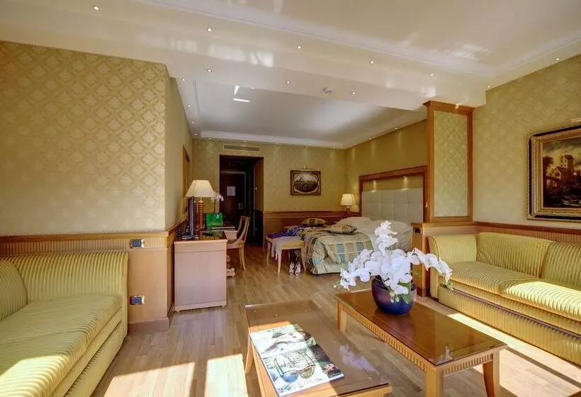スタンダード４人部屋, Grand Hotel Dino