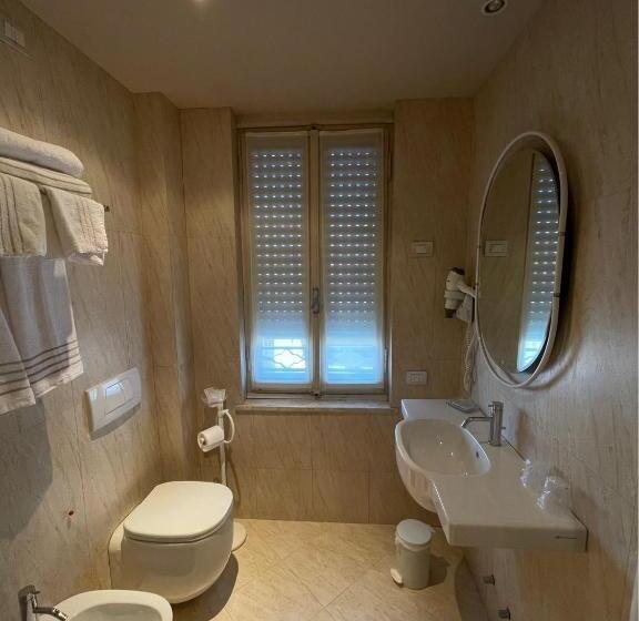 舒适型房间, Albergo Trieste