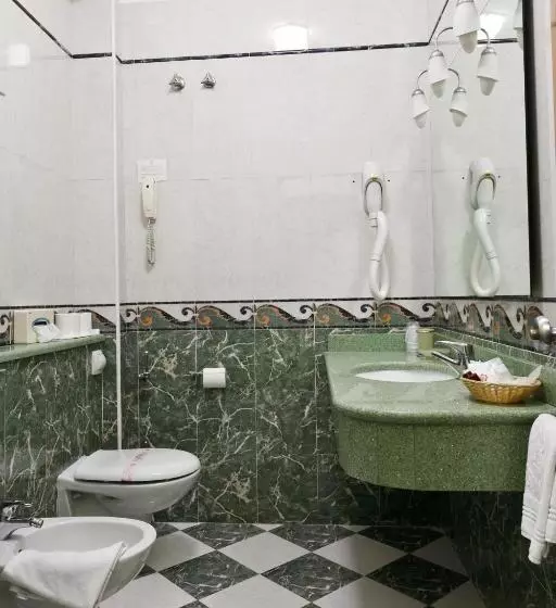 اتاق اکونومی یک تخته, Ariston Molino Buja