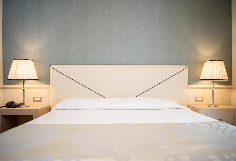 غرفة قياسية مزوَّدة بشُرفة, Ariston Molino Buja