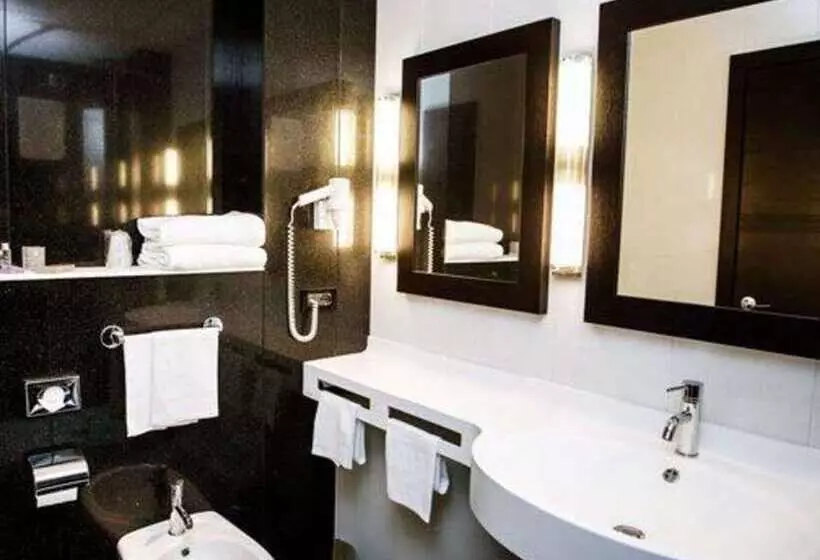 اتاق سوپریور سه تخته, B&b Hotel Borgaro Torinese