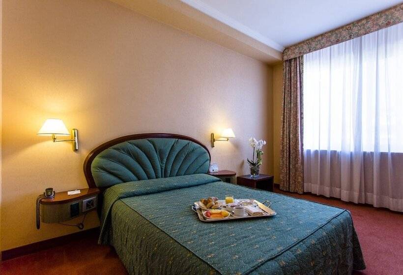 חדר אקונומי, B&b Hotel Borgaro Torinese
