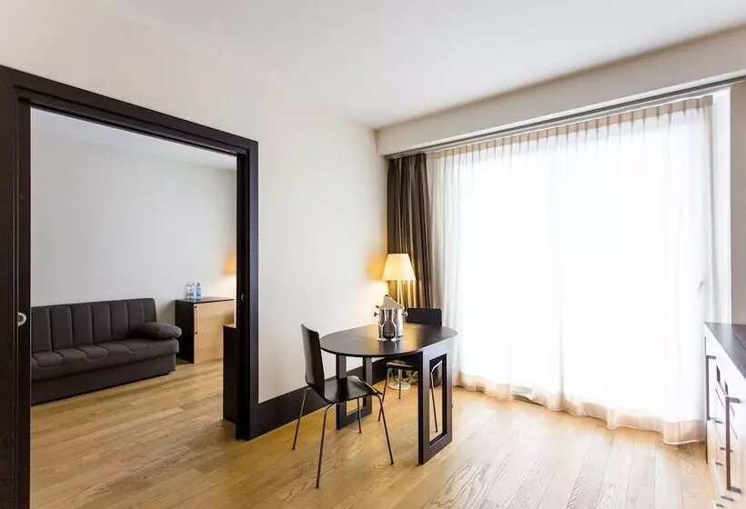 آپارتمان 1 خوابه, B&b Hotel Borgaro Torinese