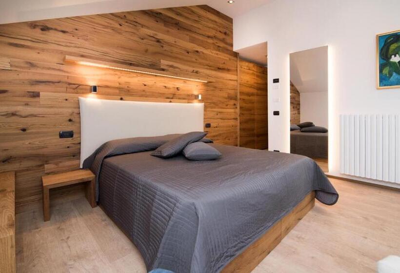 חדר דלוקס, Ferrovia