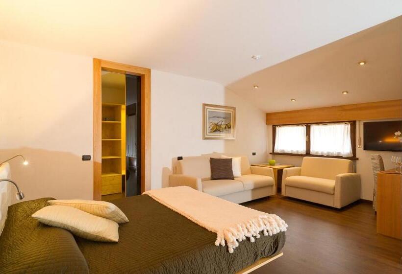 חדר דלוקס לארבעה, Ferrovia