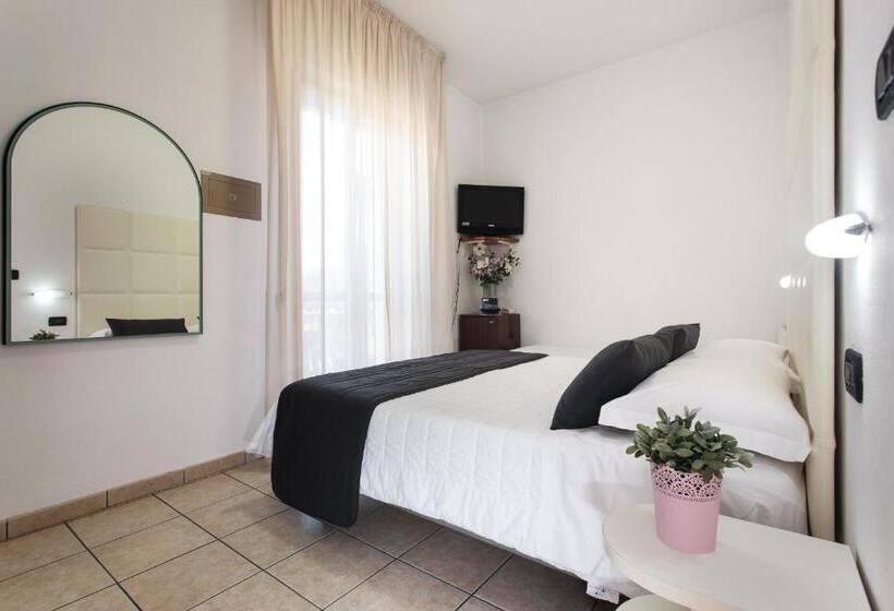 חדר משפחתי, Flora