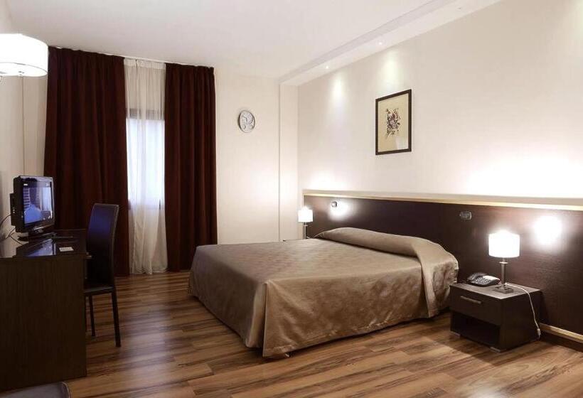 غرفة كومفورت, Forum Palace