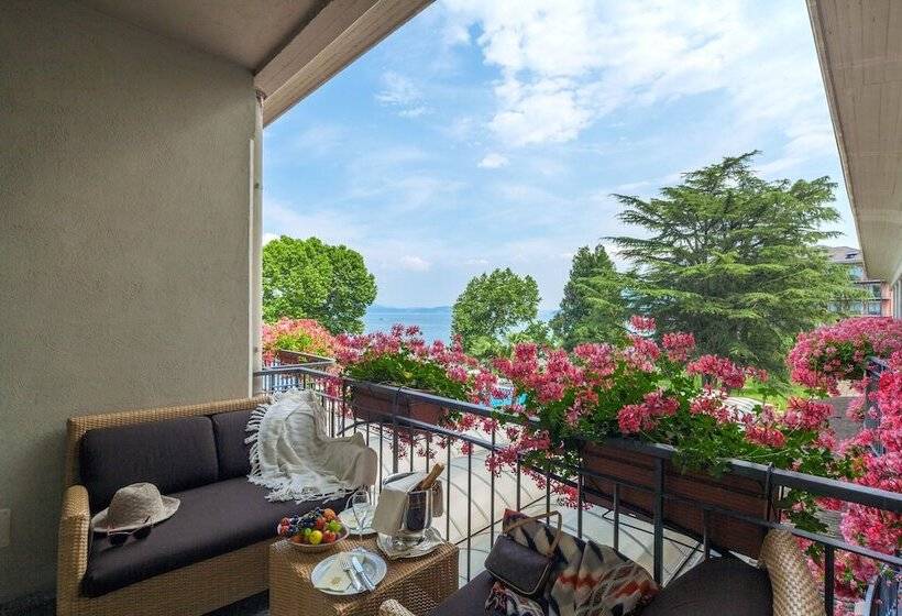 سوئیت سینیور, Grand Hotel Dino