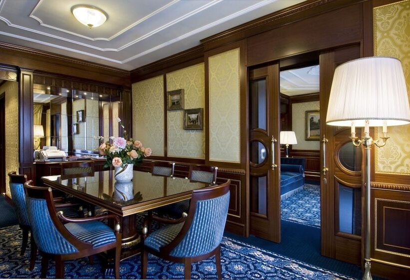 프레지덴셜 스위트, Grand Hotel Dino