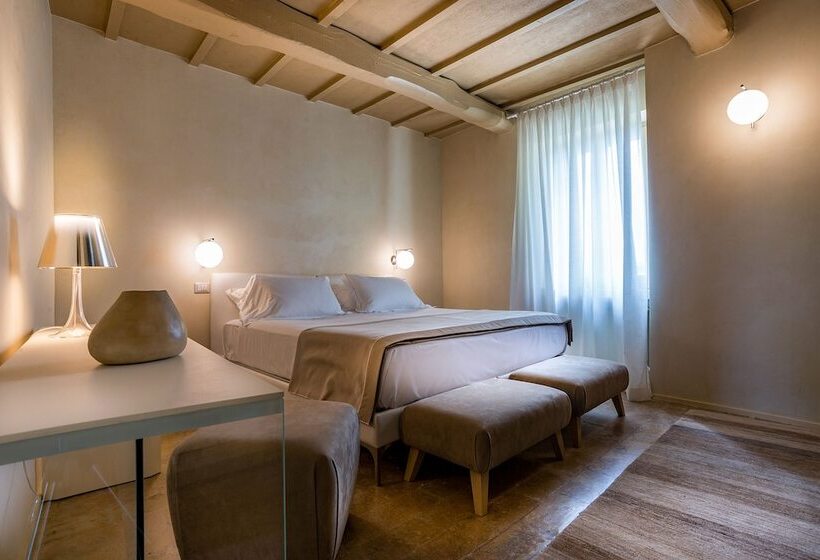 חדר קומפורט, Le Silve Di Armenzano