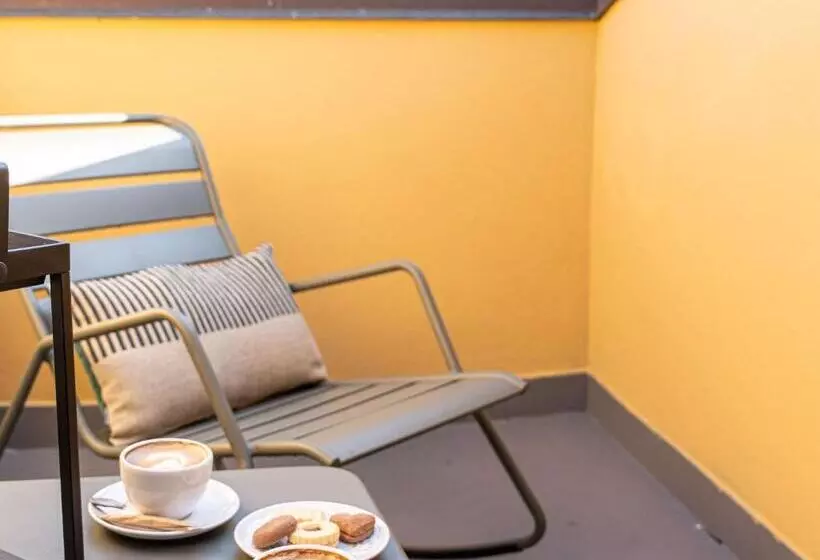 اتاق لوکس با بالکن, Mercure Bologna Centro
