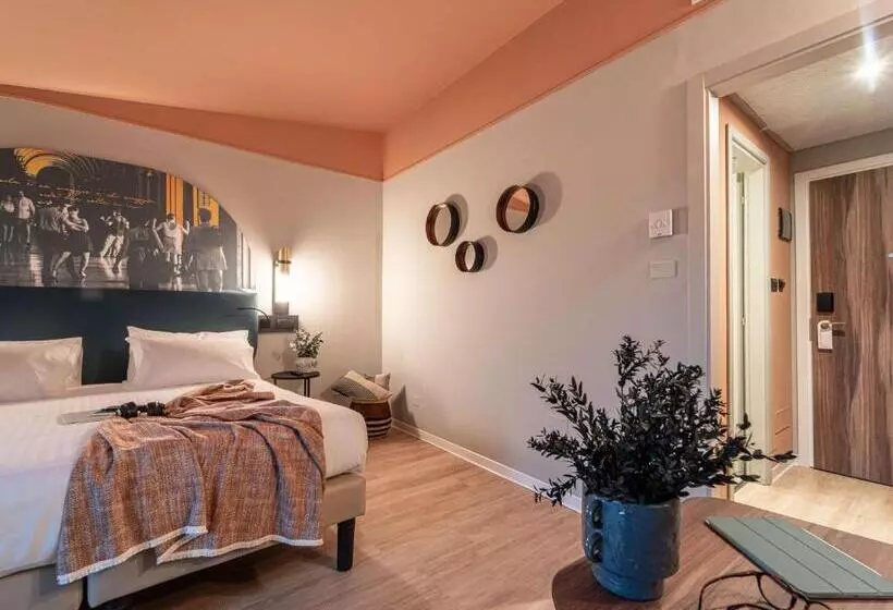 اتاق لوکس با بالکن, Mercure Bologna Centro