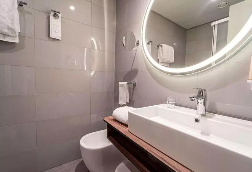 اتاق سوپریور یک تخته, Mercure Bologna Centro