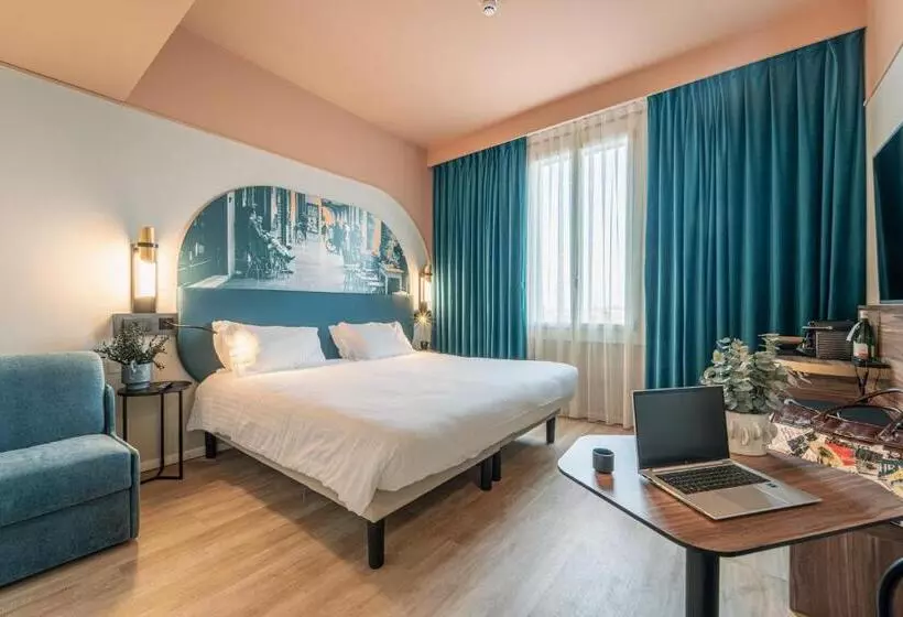 اتاق خانوادگی پرستیژ, Mercure Bologna Centro