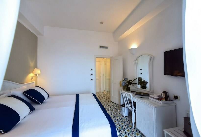 オーシャンビュークラシックルーム, Miramalfi