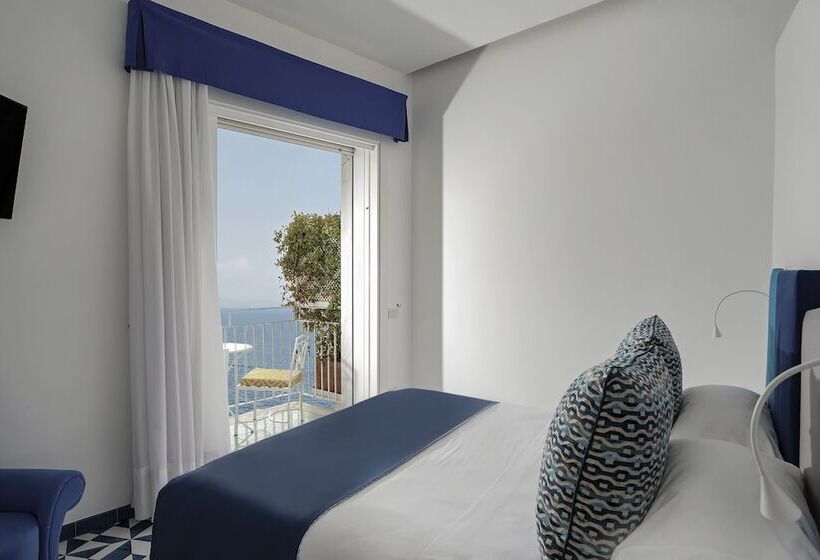 オーシャンビュースーペリアールーム, Miramalfi