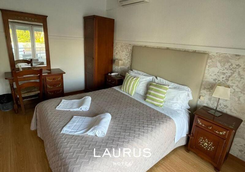 اتاق خانوادگی, Nathan