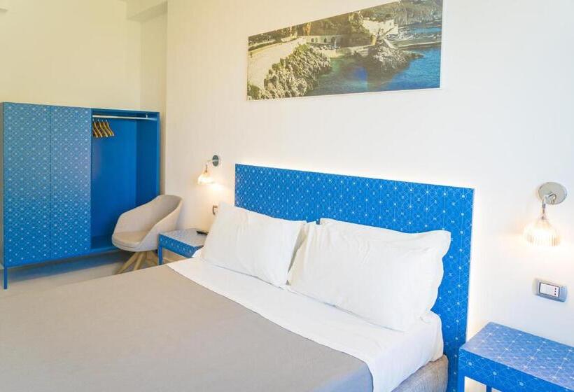 غرفة كومفورت إطلالة جانبية على البحر, Orsa Maggiore